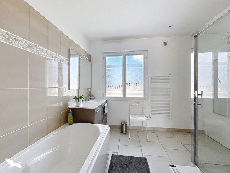 Vente Maison Semussac - 5 pièces -165 m² - (17120)