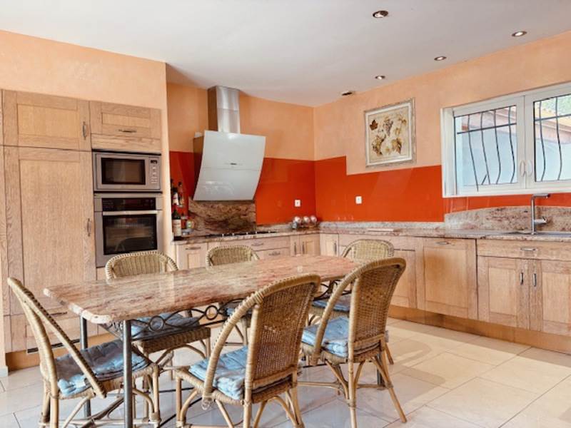 Vente Maison CARCASSONNE - 8 pièces -310 m² - (11000)