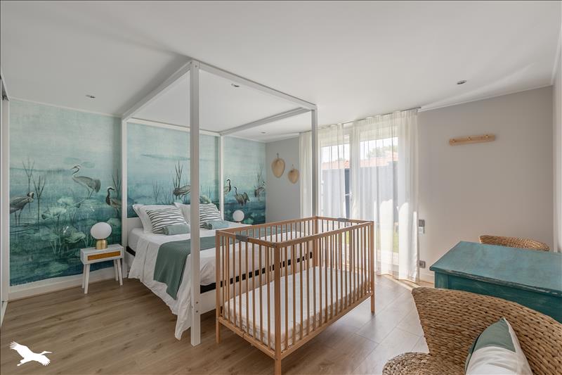 Vente Maison GUJAN MESTRAS - 6 pièces -176 m² - (33470)