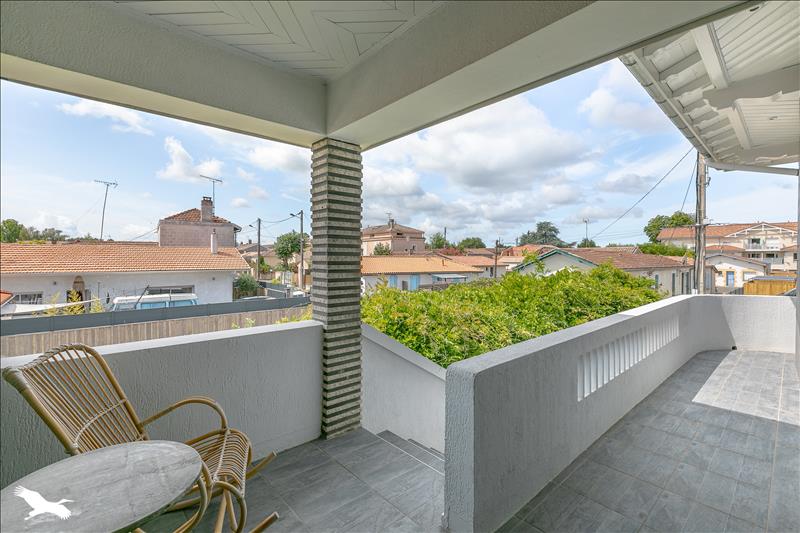 Vente Maison GUJAN MESTRAS - 6 pièces -176 m² - (33470)
