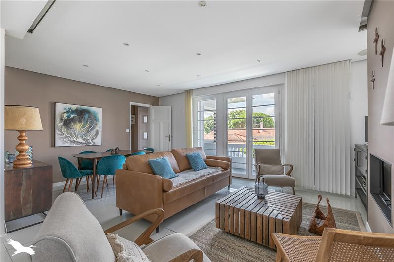 Vente Maison GUJAN MESTRAS - 6 pièces -176 m² - (33470)
