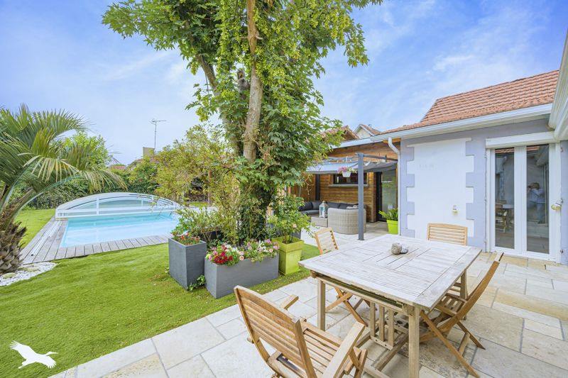 Maison 6 pièces 190 m² · à Gujan-Mestras · 190 m² · 685 000 €