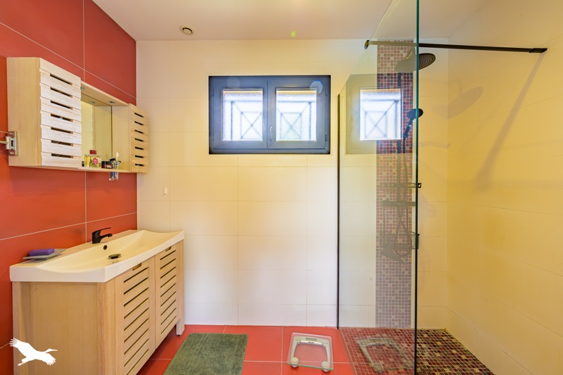 Vente Maison GUJAN MESTRAS - 6 pièces -190 m² - (33470)