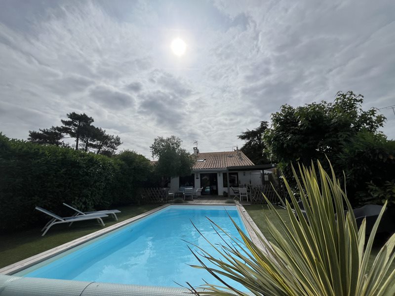 Maison 4 pièces 117 m² · à Gujan-Mestras · 117 m² · 496 650 €