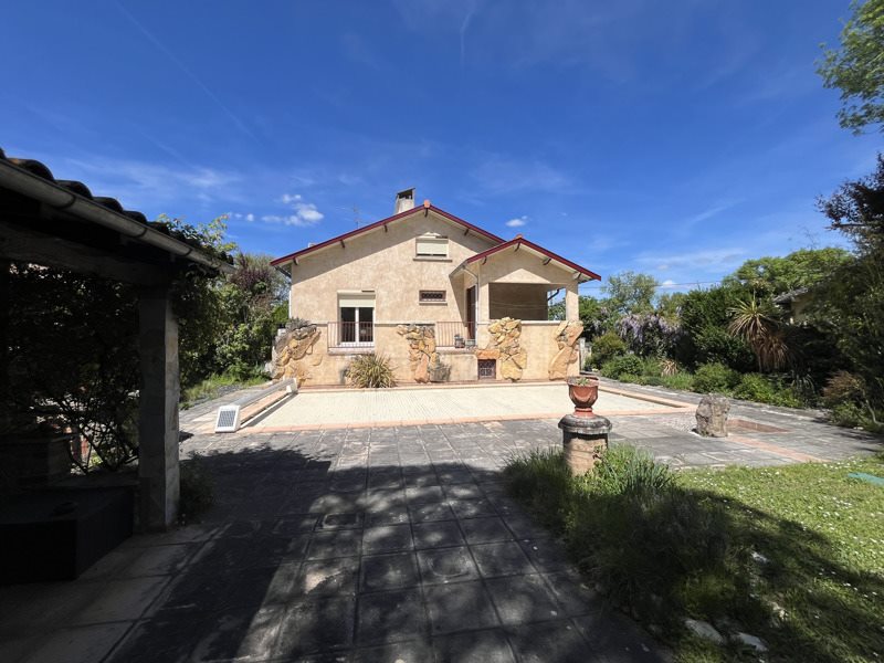 Vente Maison VILLENEUVE TOLOSANE - 5 pièces -181 m² - (31270)