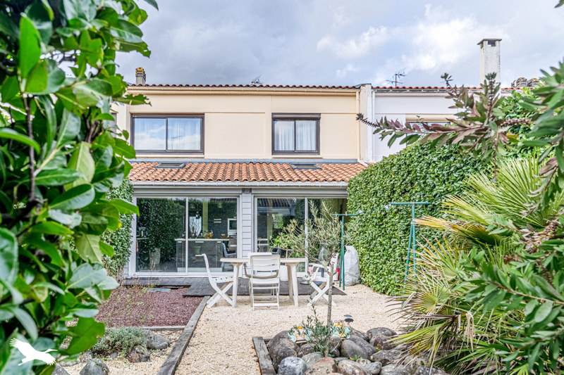 Vente Maison VILLENAVE D ORNON - 4 pièces -120 m² - (33140)