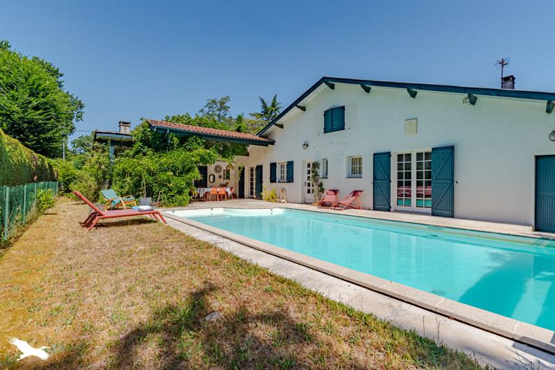 Vente Maison CADAUJAC - 5 pièces -180 m² - (33140)