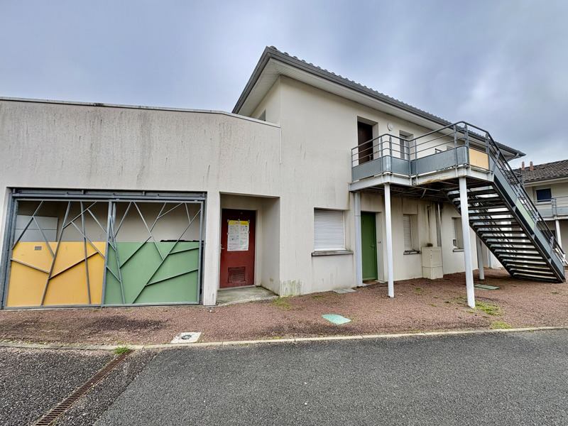 Vente Appartement VILLENAVE D ORNON - 2 pièces -44 m² - (33140)