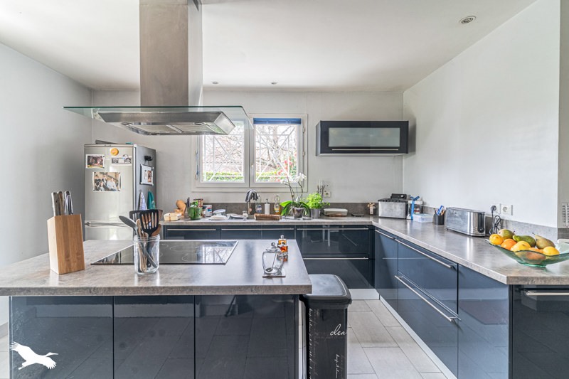 Vente Maison VILLENAVE D ORNON - 6 pièces -146 m² - (33140)