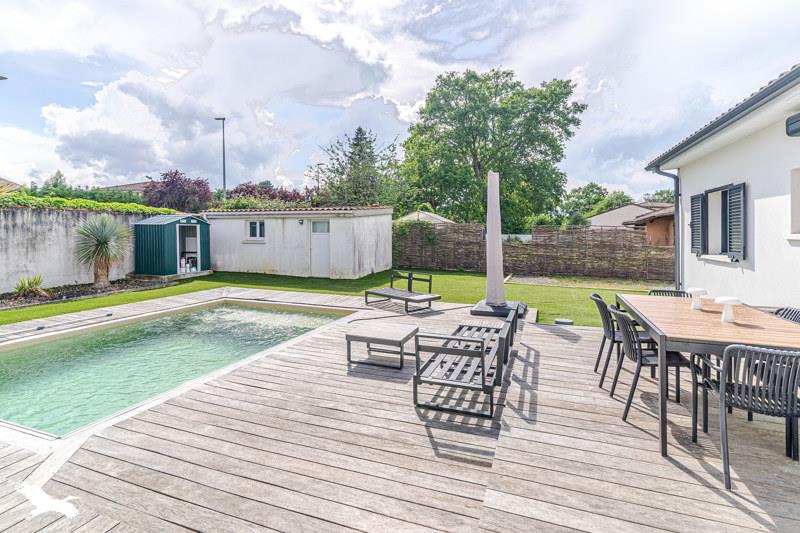 Vente Maison VILLENAVE D ORNON - 5 pièces -156 m² - (33140)