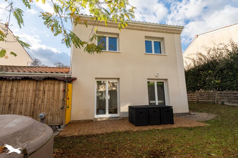 Vente Maison YVRAC - 4 pièces -85 m² - (33370)