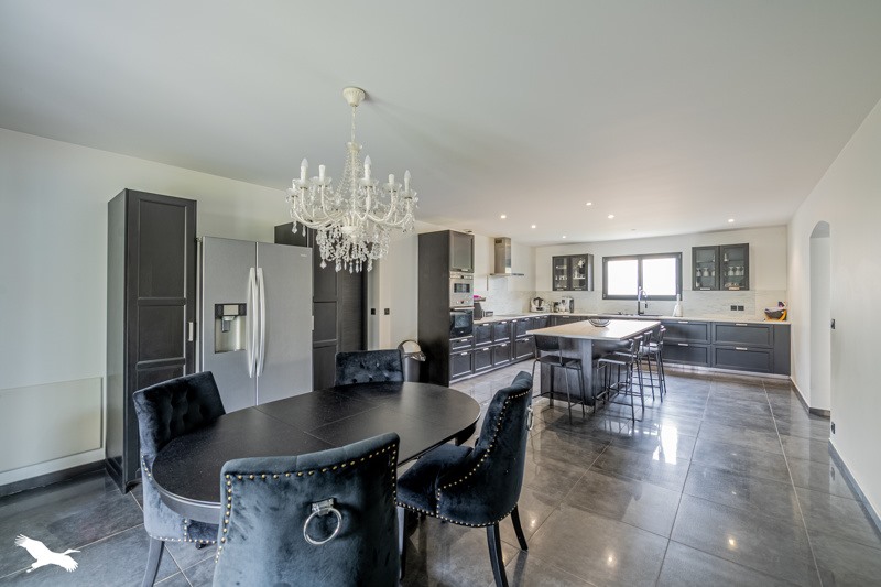 Vente Maison TRESSES - 6 pièces -196 m² - (33370)