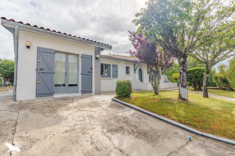 Vente Maison ARTIGUES PRES BORDEAUX - 5 pièces -103 m² - (33370)