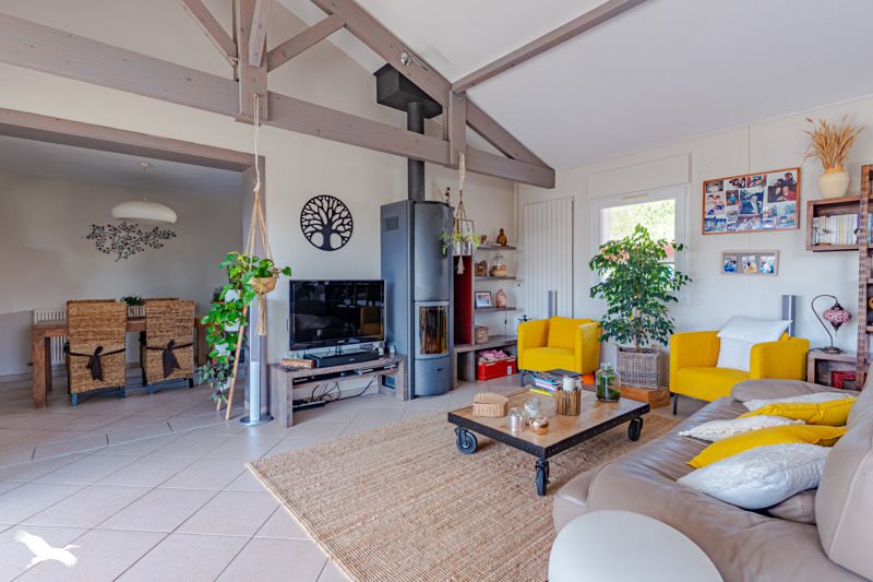 Vente Maison YVRAC - 6 pièces -163 m² - (33370)