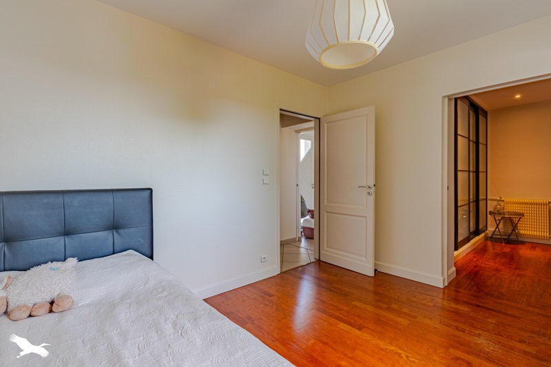 Vente Maison YVRAC - 6 pièces -163 m² - (33370)