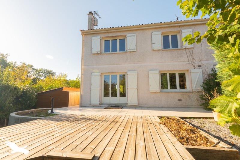 Vente Maison ARTIGUES PRES BORDEAUX 33370 4 pièces - 105 m²