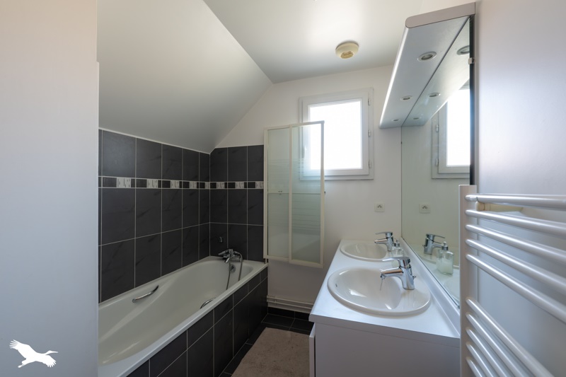 Vente Maison VAUREAL - 5 pièces -92 m² - (95490)