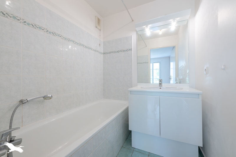Vente Appartement VAUREAL - 2 pièces -37,7 m² - (95490)
