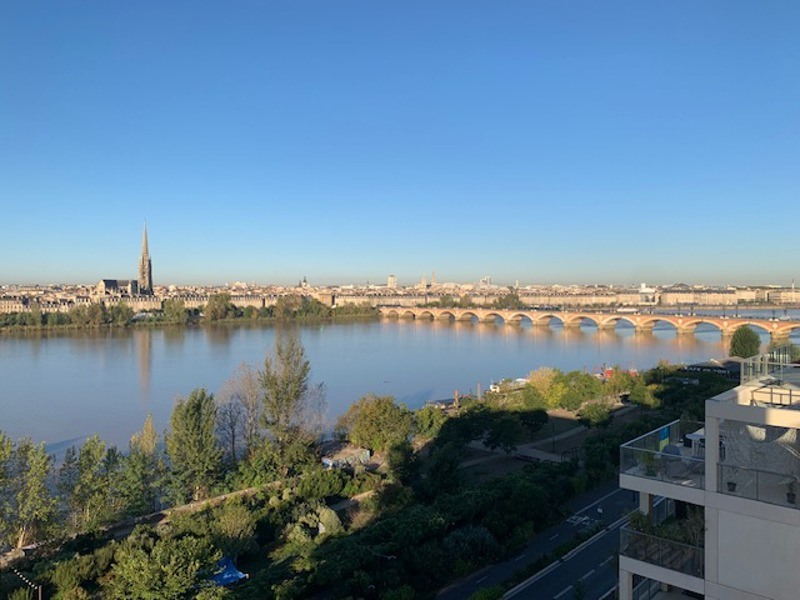 Vente Appartement BORDEAUX - 2 pièces -50 m² - (33100)