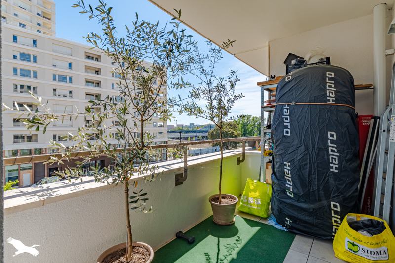 Vente Appartement BORDEAUX - 4 pièces -83 m² - (33100)