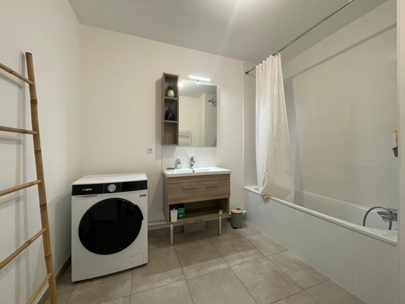 Vente Appartement BORDEAUX - 2 pièces -47 m² - (33100)
