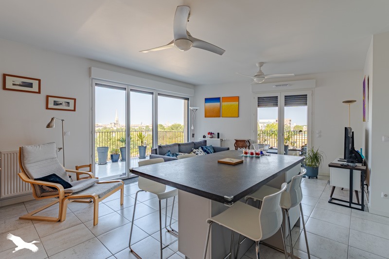 Vente Appartement BORDEAUX - 4 pièces -91 m² - (33100)