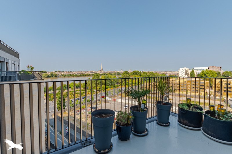 Vente Appartement BORDEAUX - 4 pièces -91 m² - (33100)