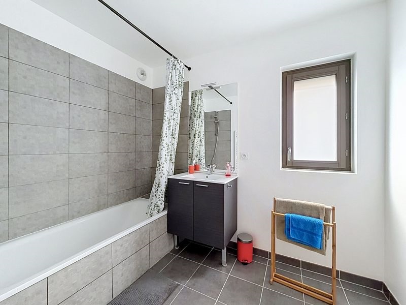 Vente Appartement Bordeaux - 3 pièces -66 m² - (33100)