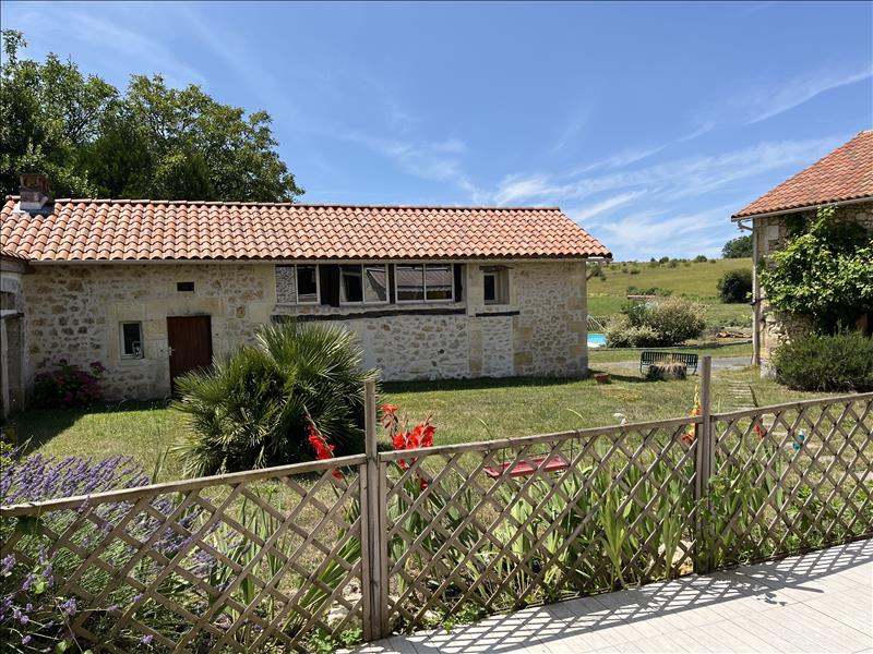 Vente Maison MAREUIL EN PERIGORD - 8 pièces -233 m² - (24340)