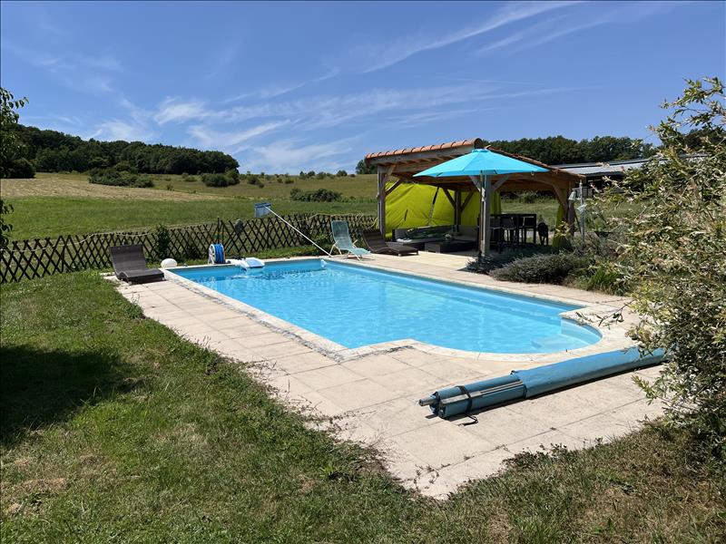 Vente Maison MAREUIL EN PERIGORD - 8 pièces -233 m² - (24340)