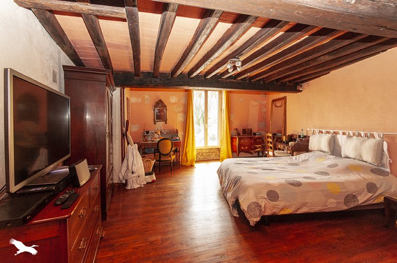 Vente Maison BOURDEILLES - 6 pièces -256 m² - (24310)
