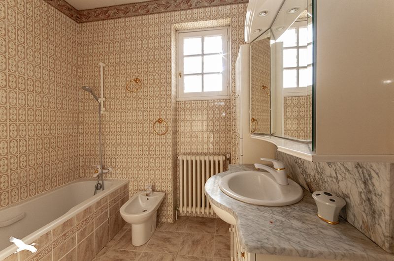 Vente Maison BOURDEILLES - 6 pièces -172 m² - (24310)