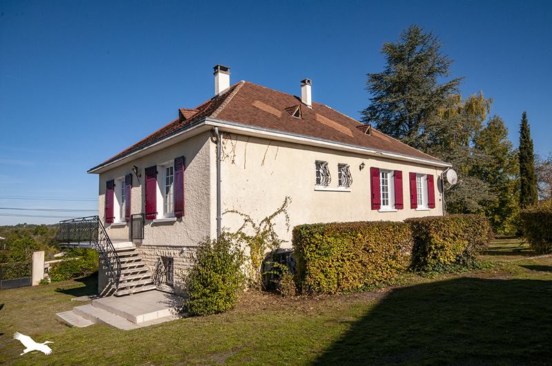 Vente Maison BOURDEILLES - 6 pièces -172 m² - (24310)