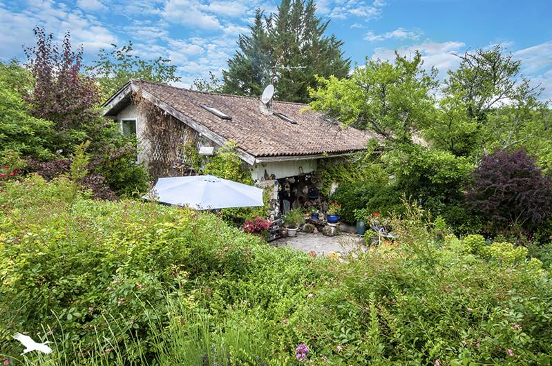 Vente Maison BIRAS - 9 pièces -190 m² - (24310)
