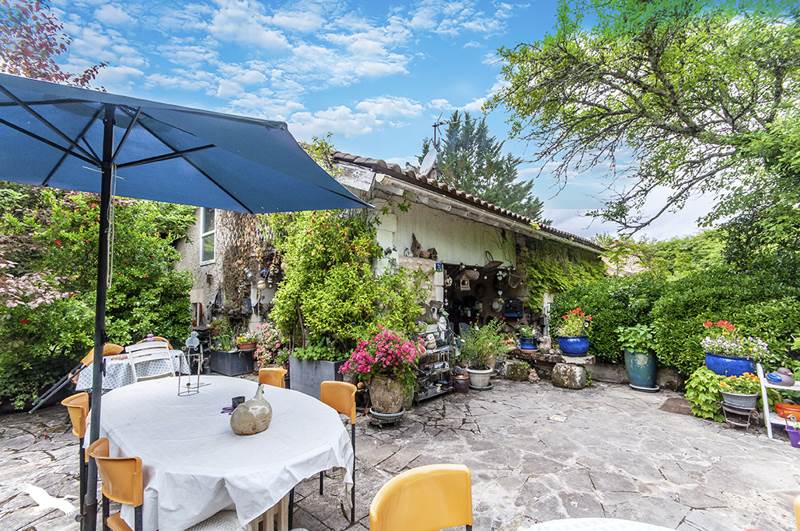 Vente Maison BIRAS - 9 pièces -190 m² - (24310)