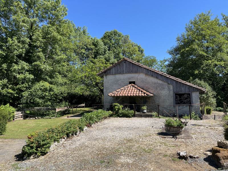 Vente Maison CHAMPAGNAC DE BELAIR - 7 pièces -216 m² - (24530)