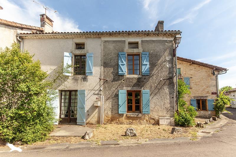 Vente Maison ST FRONT LA RIVIERE - 9 pièces -173 m² - (24300)