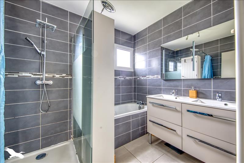 Vente Maison ARES - 4 pièces -79 m² - (33740)