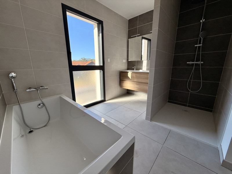 Vente Maison ARES - 5 pièces -103 m² - (33740)