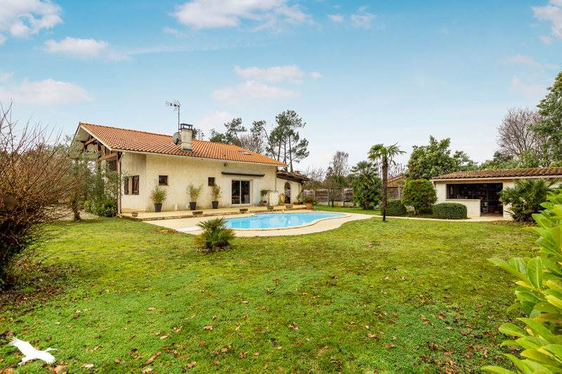 Vente Maison LEGE CAP FERRET - 7 pièces -180 m² - (33950)