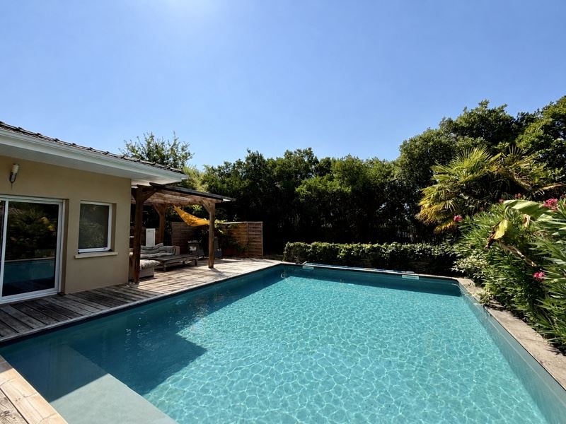 Vente Maison LEGE CAP FERRET - 5 pièces -184 m² - (33950)