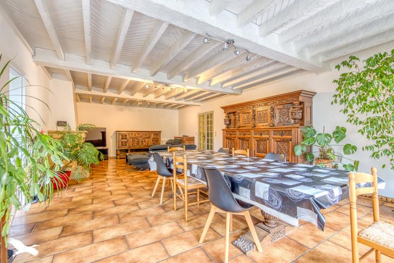 Vente Maison ARES - 7 pièces -260 m² - (33740)