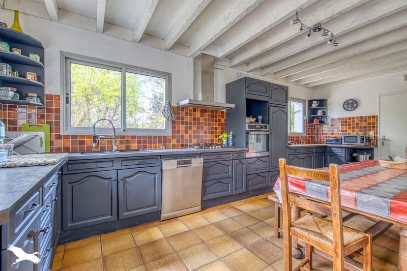 Vente Maison ARES - 7 pièces -260 m² - (33740)