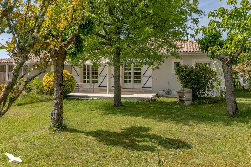 Vente Maison ARES - 5 pièces -120 m² - (33740)