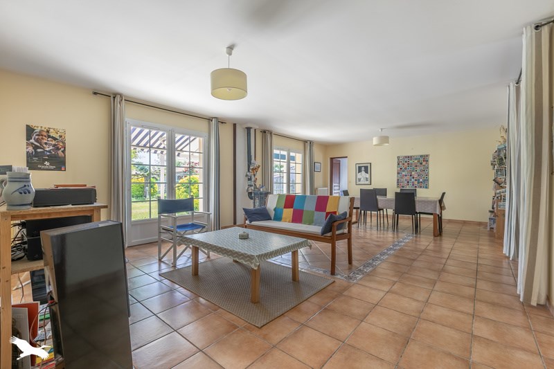 Vente Maison ARES - 5 pièces -120 m² - (33740)