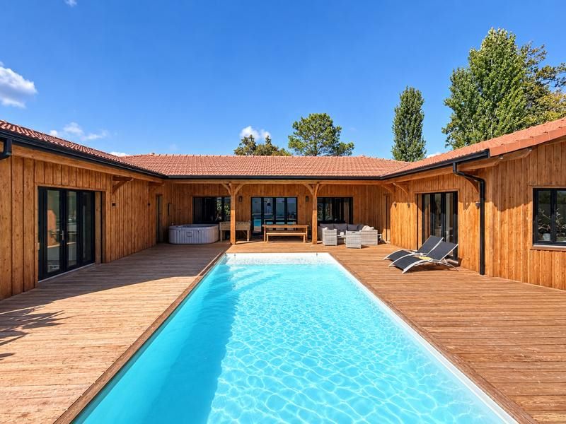 Vente Maison Arès 33740 8 pièces - 185 m²