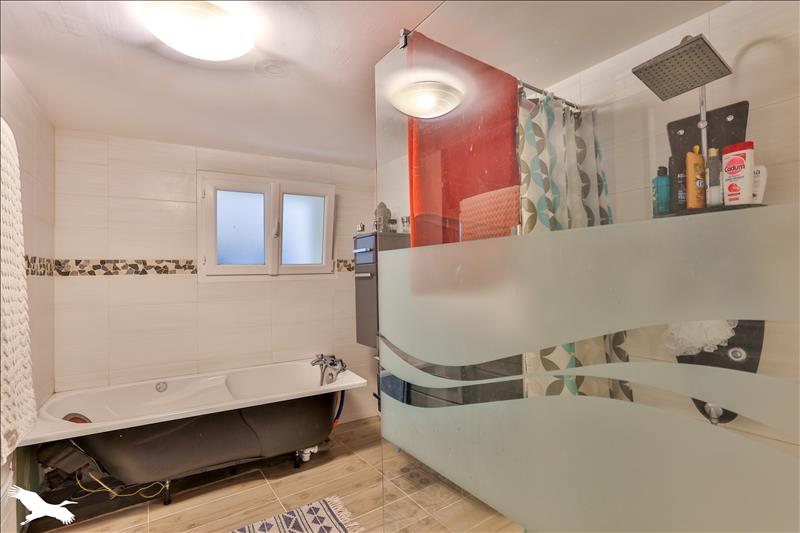 Vente Maison VAL DE LIVENNE - 4 pièces -135 m² - (33860)