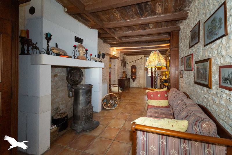 Vente Maison MESSAC - 7 pièces -298 m² - (17130)