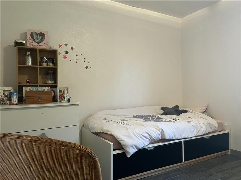 Vente Maison DONNEZAC - 5 pièces -138 m² - (33860)