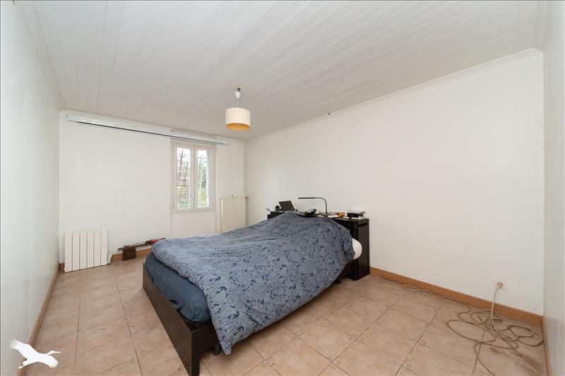 Vente Maison MONTENDRE - 7 pièces -226 m² - (17130)